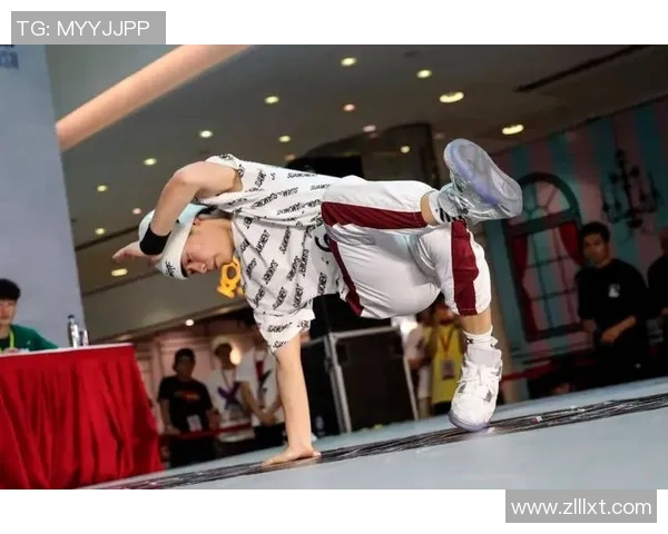 实时新闻上海街舞队在世界滑板锦标赛中的默契配合与团队协作精彩点评